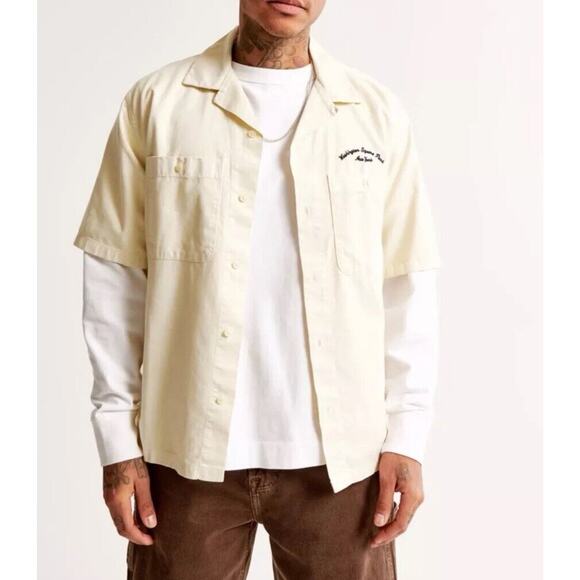 Abercrombie & Fitch Men's Cream Size M Camp Collar Workwear Embroidered Shirt - Picture 2 of 16